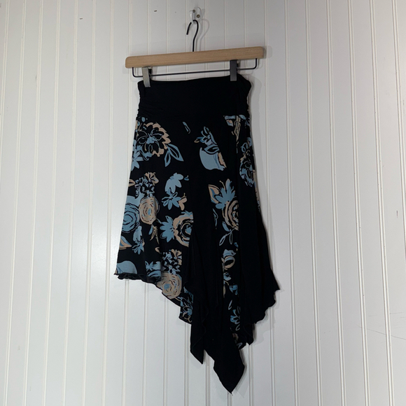 Y2K Bebe Handkerchief Hem Floral Skirt Black Bluebell Rose Print XS - Picture 2 of 8